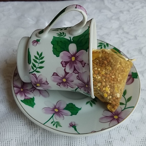 Birdfeeder Violet Teacup and Saucer White, Violet, Green Small Bag Birdseed - Picture 1 of 7
